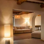 Stone With Panoramic Pool Дом отдыха Поппи