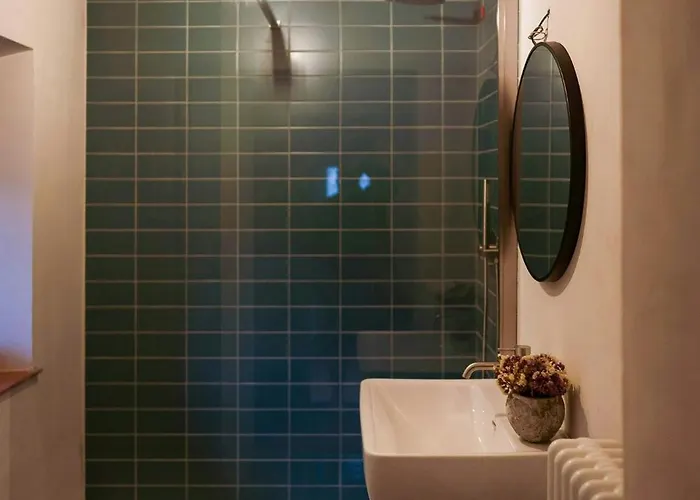 Stone With Panoramic Pool * 波皮